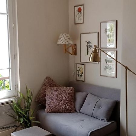 Paris Authentic House Small, Bright And Calm Studio ภายนอก รูปภาพ