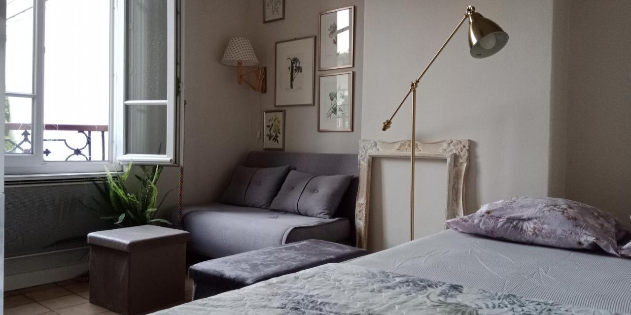 Paris Authentic House Small, Bright And Calm Studio ภายนอก รูปภาพ