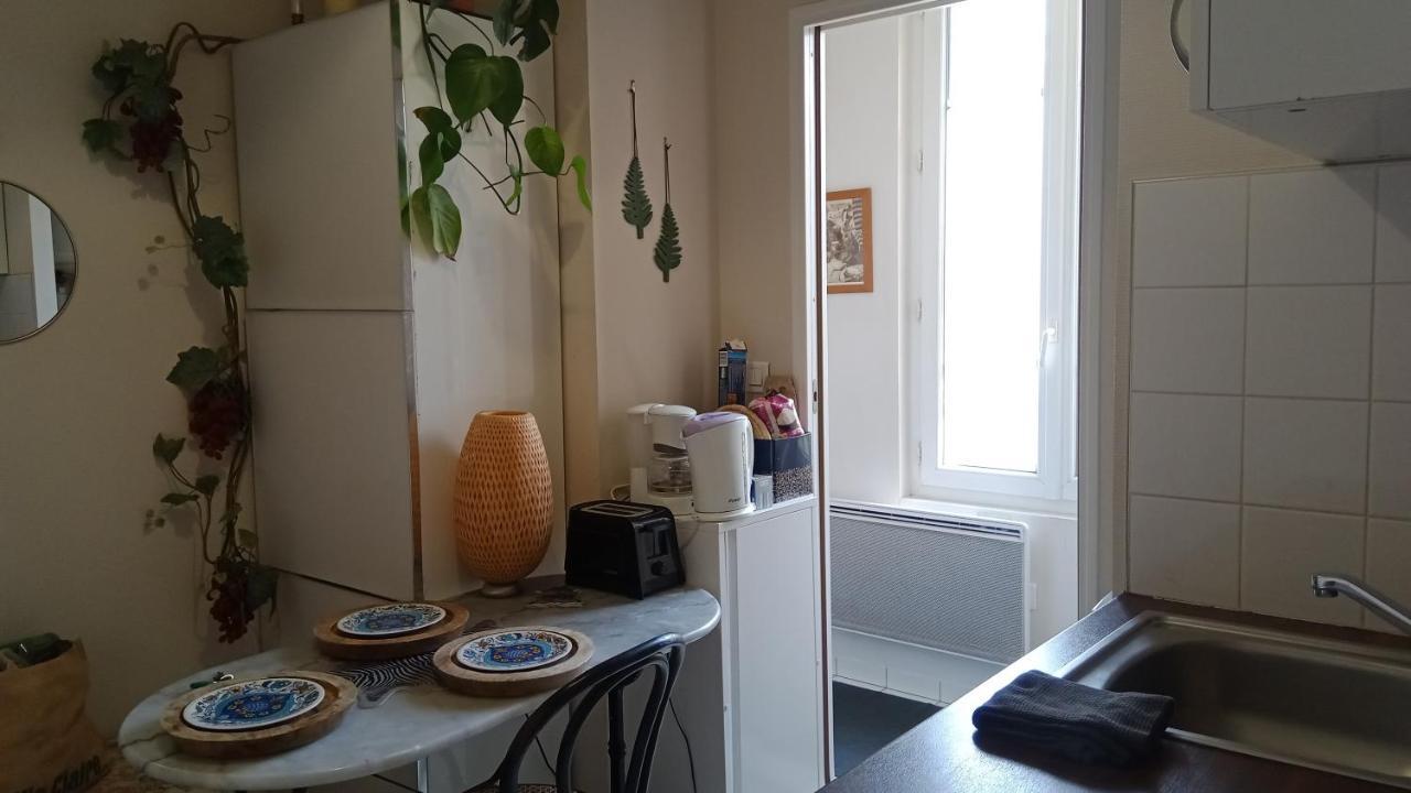 Paris Authentic House Small, Bright And Calm Studio ภายนอก รูปภาพ